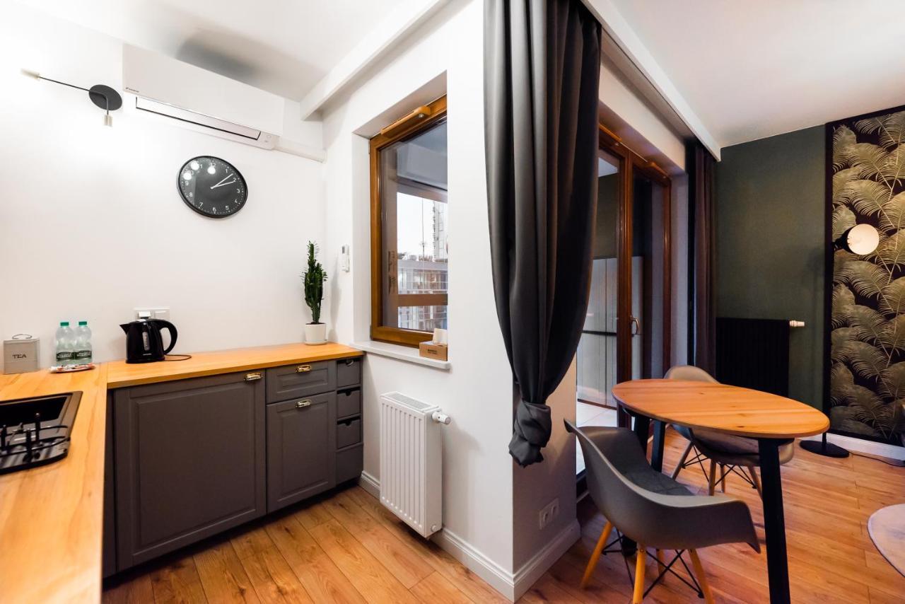 Grzybowska Luxury Apartment วอร์ซอ ภายนอก รูปภาพ